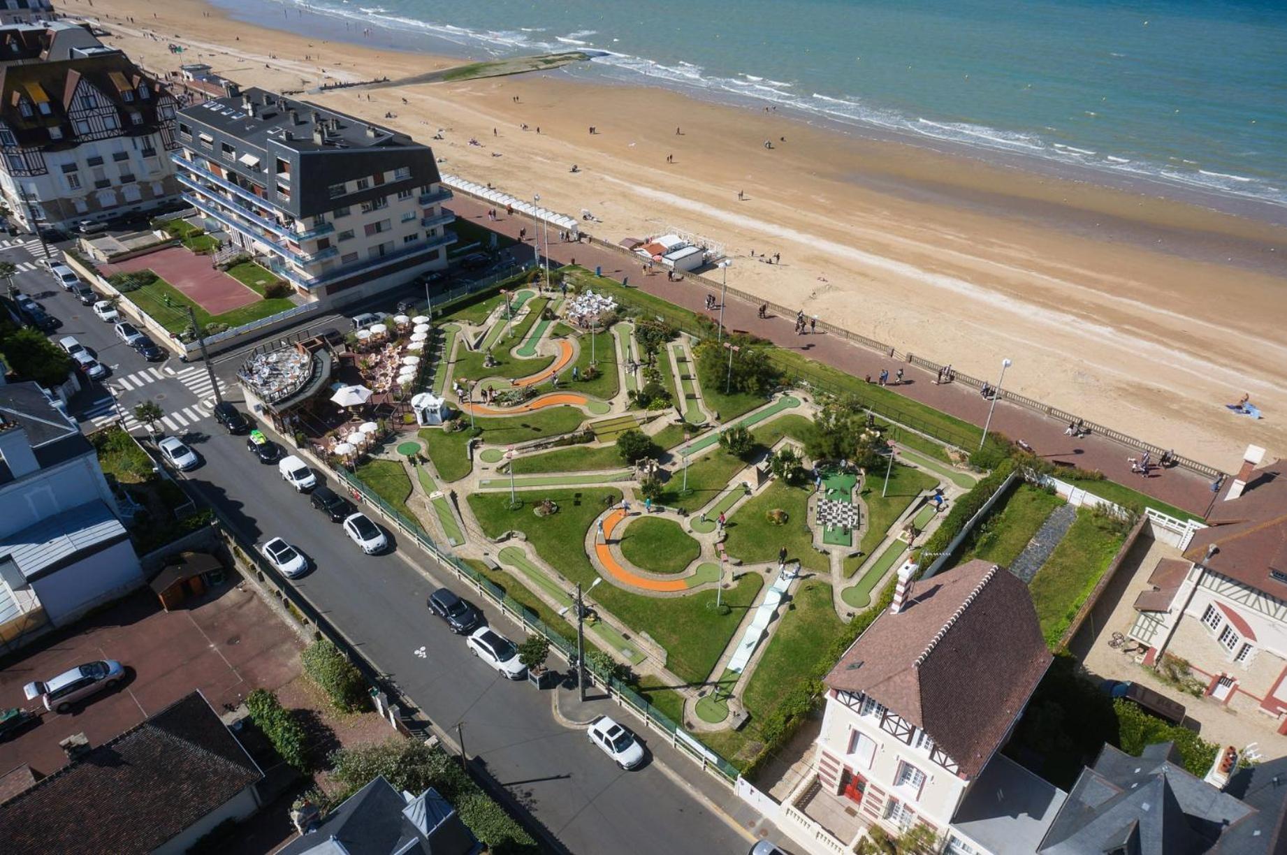 Le Cottage De La Plage - 2Ch, 2 Sdb - Terrasse - Deco De Charme - 500M Plage Cabourg Exterior foto